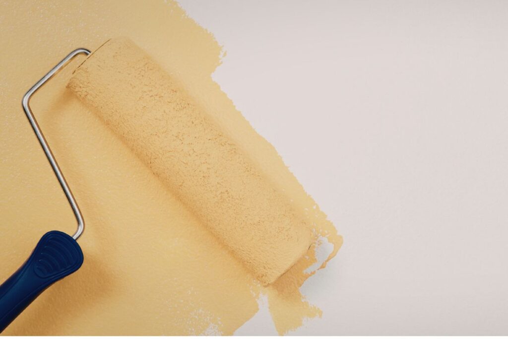 nombre de couches de peinture sur placo